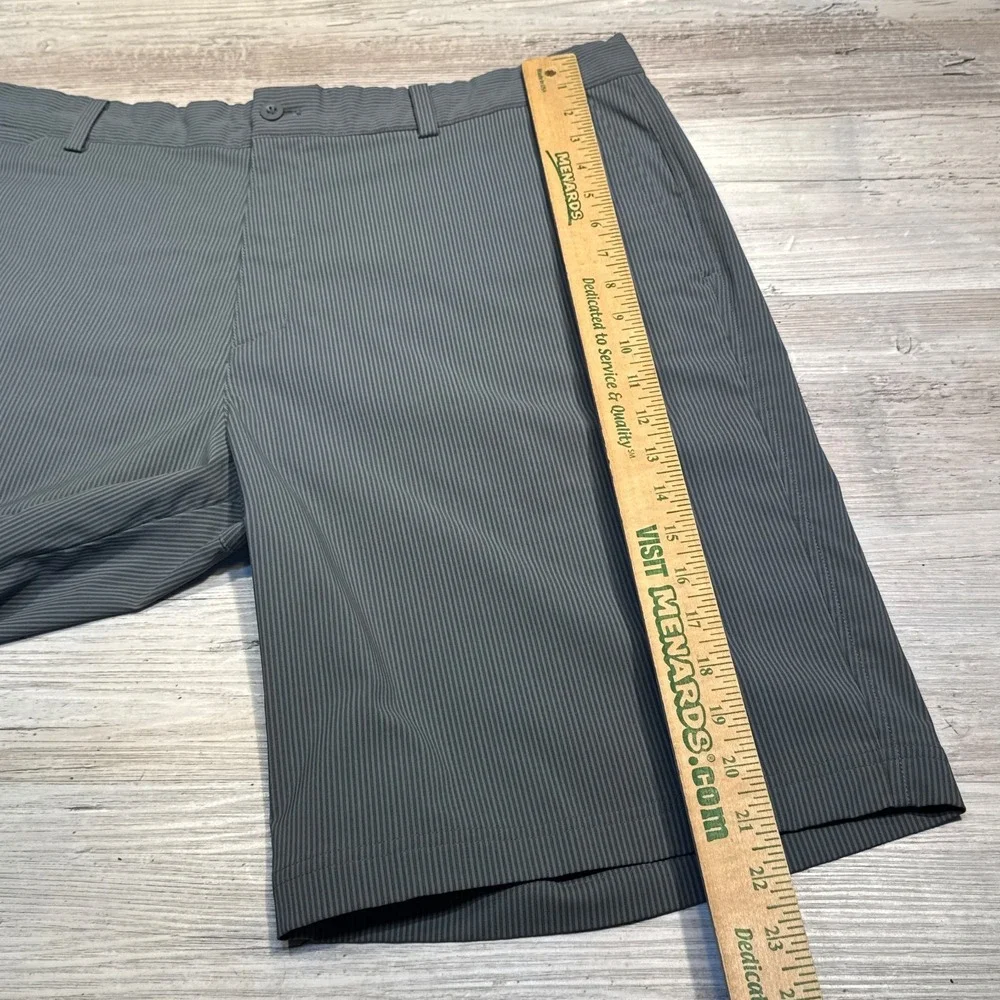 Nike Golf Tour Performance Shorts Sz Mens‎ 38 Grey Stripes Mid Rise Stretch